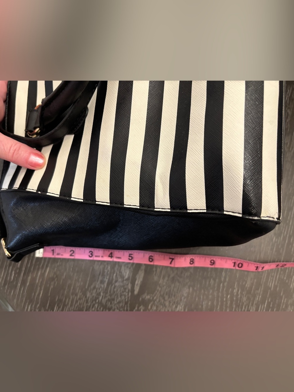 Aldo Black and White Striped Satchel with Gold Accents - Picture 4 of 12